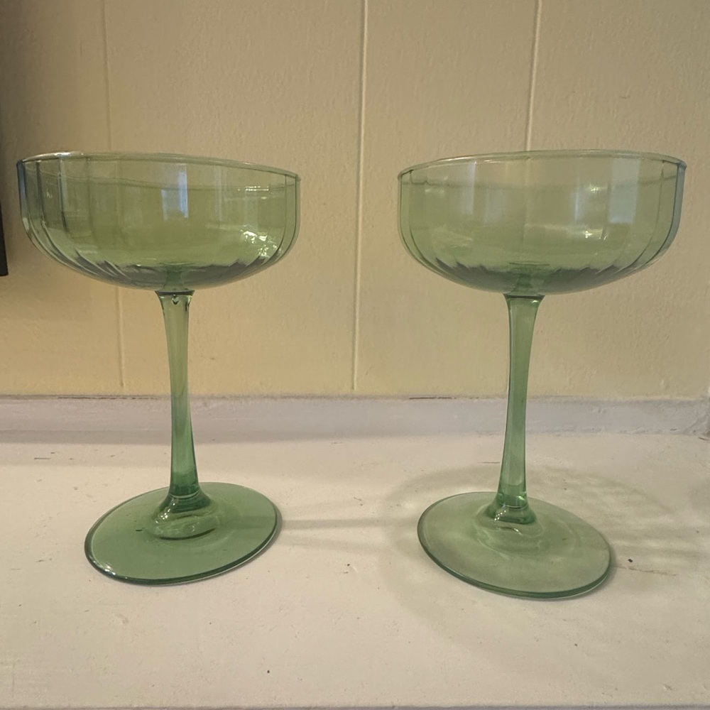 NIB Round House set of 2 Coupe Glasses